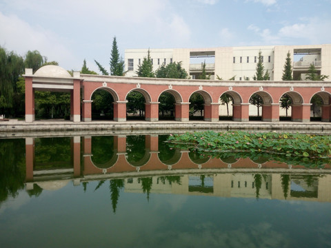 东湖学院校园风光