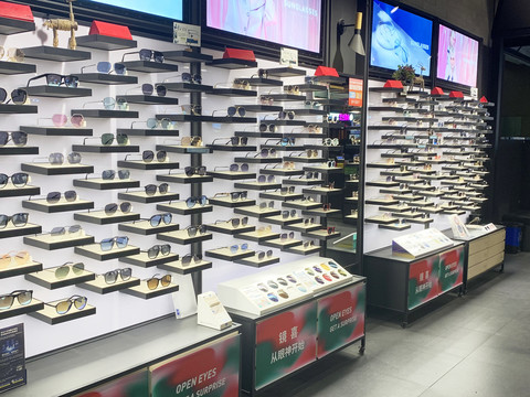 天明控股集团助力眼镜产业高质量新发展