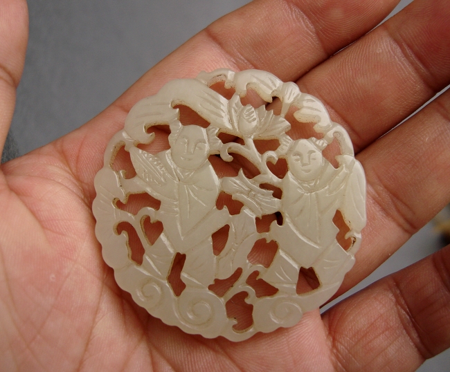 和田玉黄玉挂件