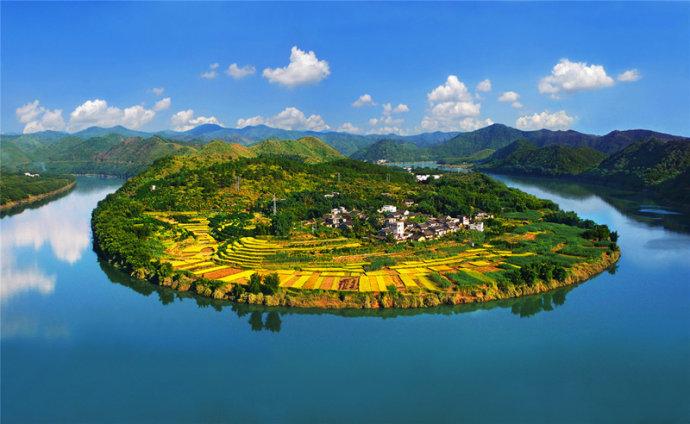 广东肇庆贺江第一湾